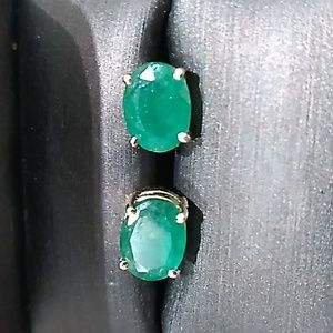 Emerald gemstone stud earrings 14k yellow gold